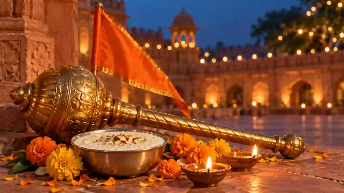 हनुमान जी की गदा के प्रतीक, केसरिया ध्वज, दीपक और साबूदाना खीर का मौलिक सांकेतिक चित्र